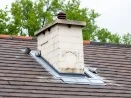 Dachentmoosung in Erlangen 91054 und Wartung der Dachrinnen