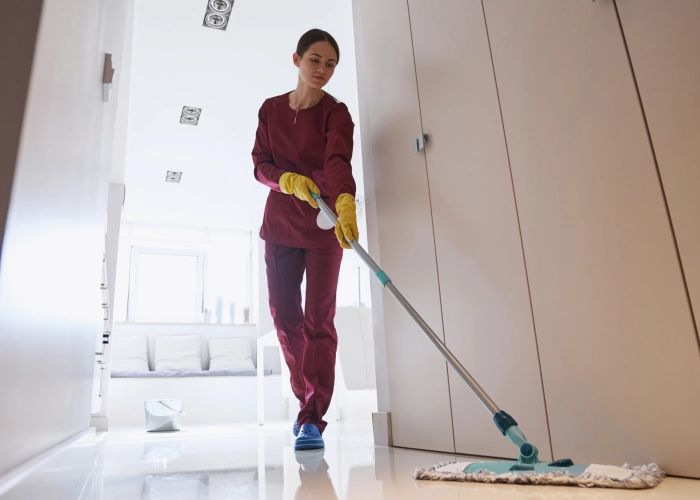 Reinigung der Gemeinschaftsbereiche von Gebäuden in Kaufbeuren 87600